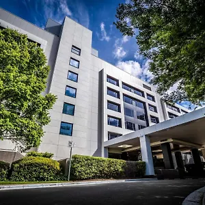 4* 酒店 堪培拉皇冠假日酒店